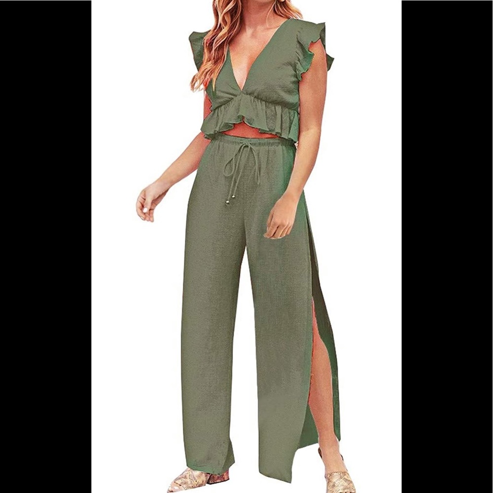 V Neck Crop Top Wide Leg Pants Set NWT